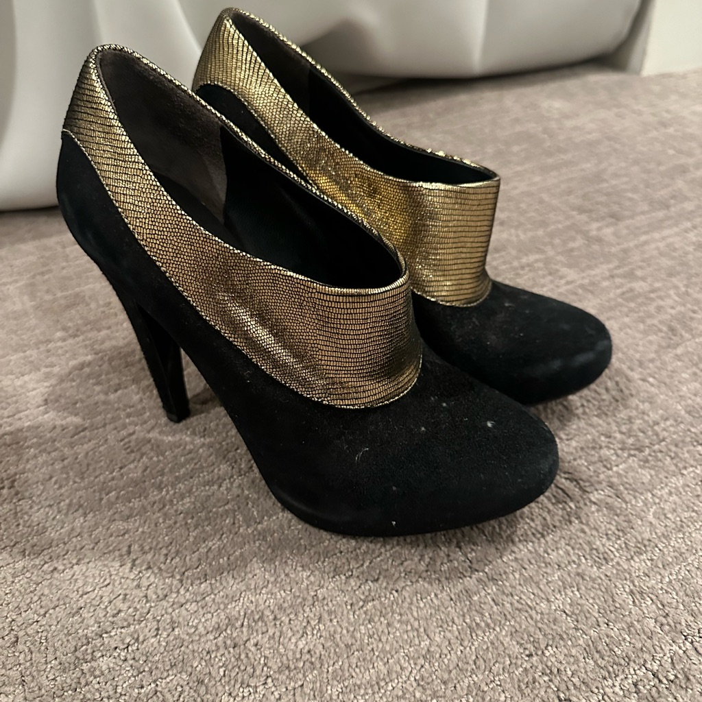 Belle By Sigerson Morrison Velvet Booties